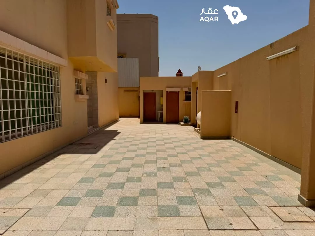 5 bedroom villa in Al Jazirah, Riyadh 8