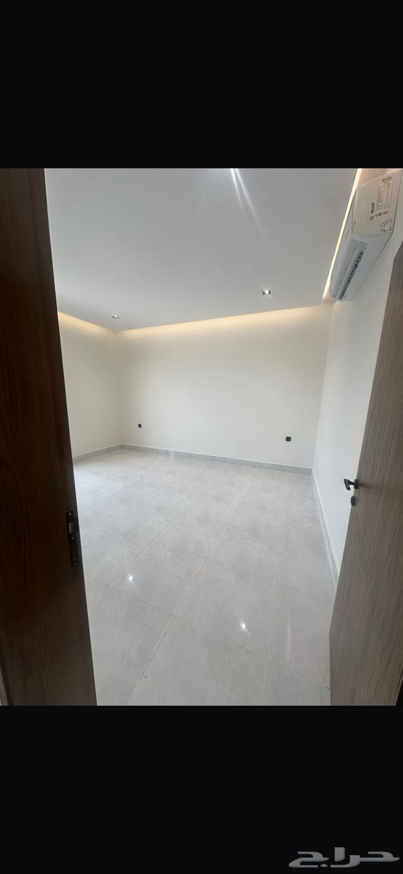 3 bedroom apartment in Al Hamra, Eastern Province 9
