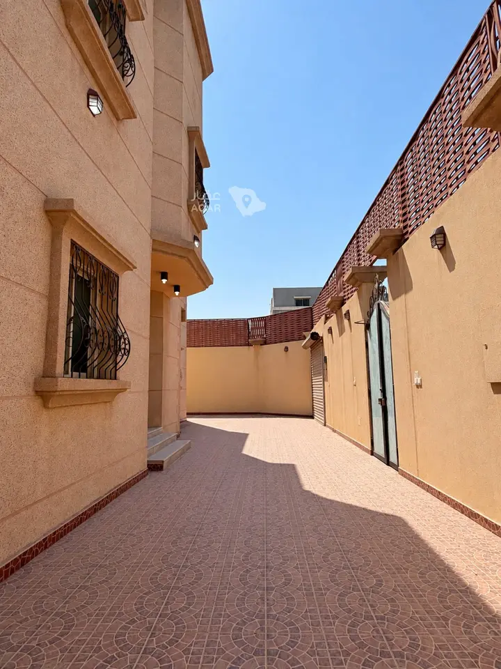 5 bedroom villa in Taibah, Eastern Province 3