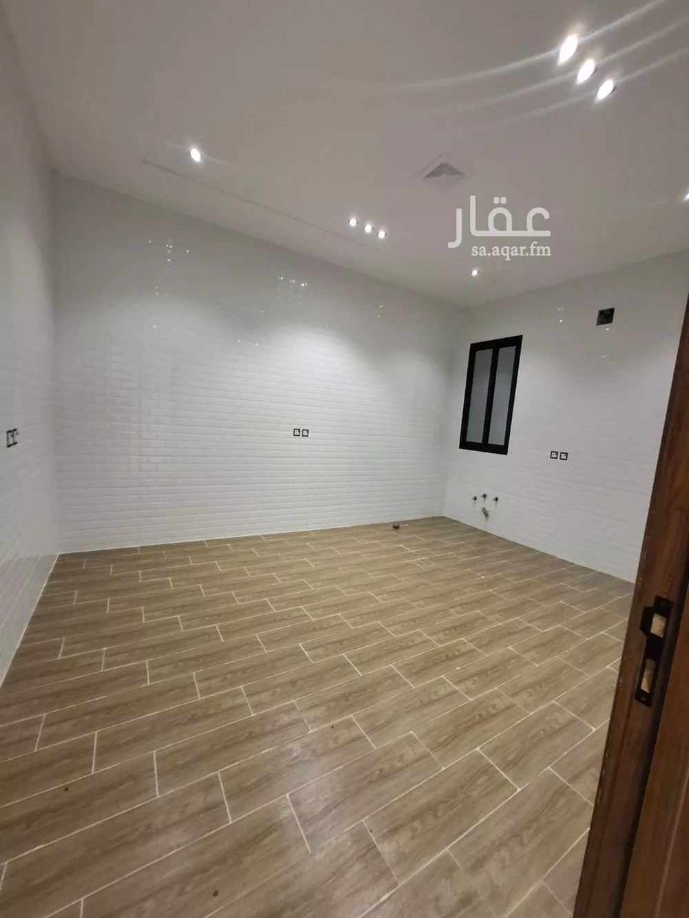5 bedroom floor in Al Hazm 14