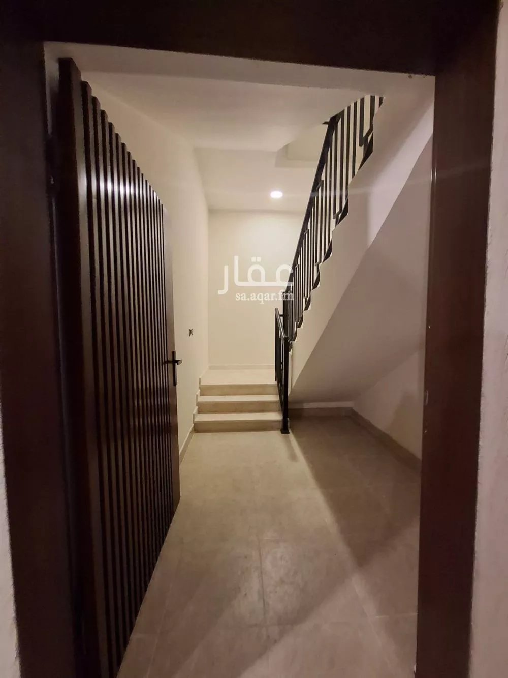 5 bedroom floor in Al Hazm 15