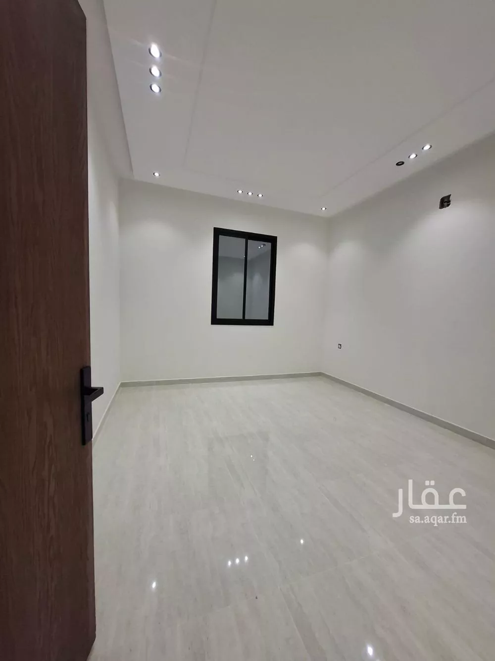 5 bedroom floor in Al Hazm 7