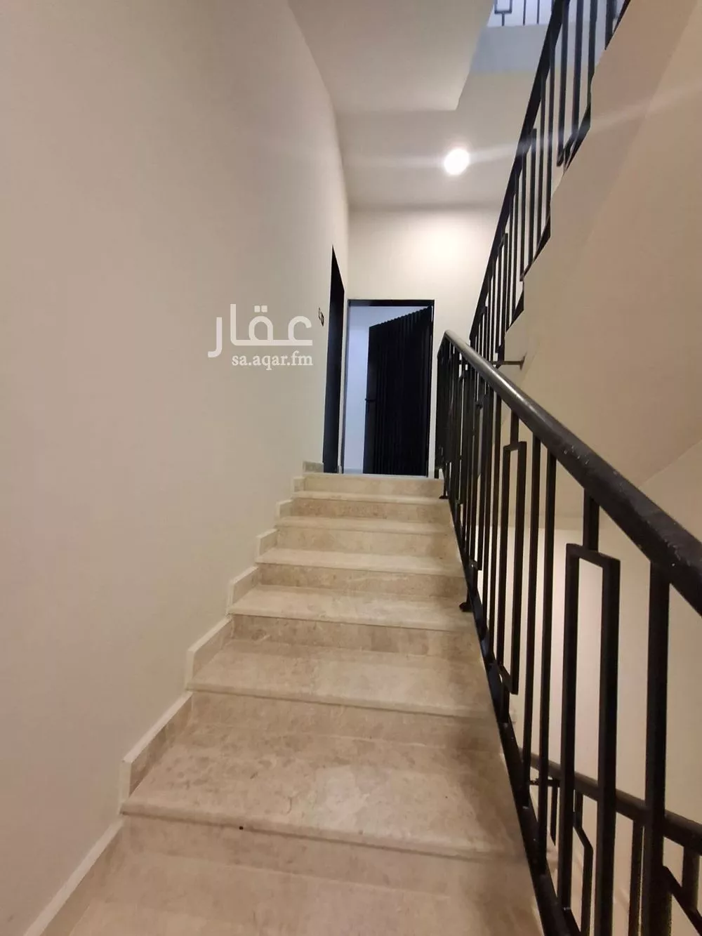 5 bedroom floor in Al Hazm 10