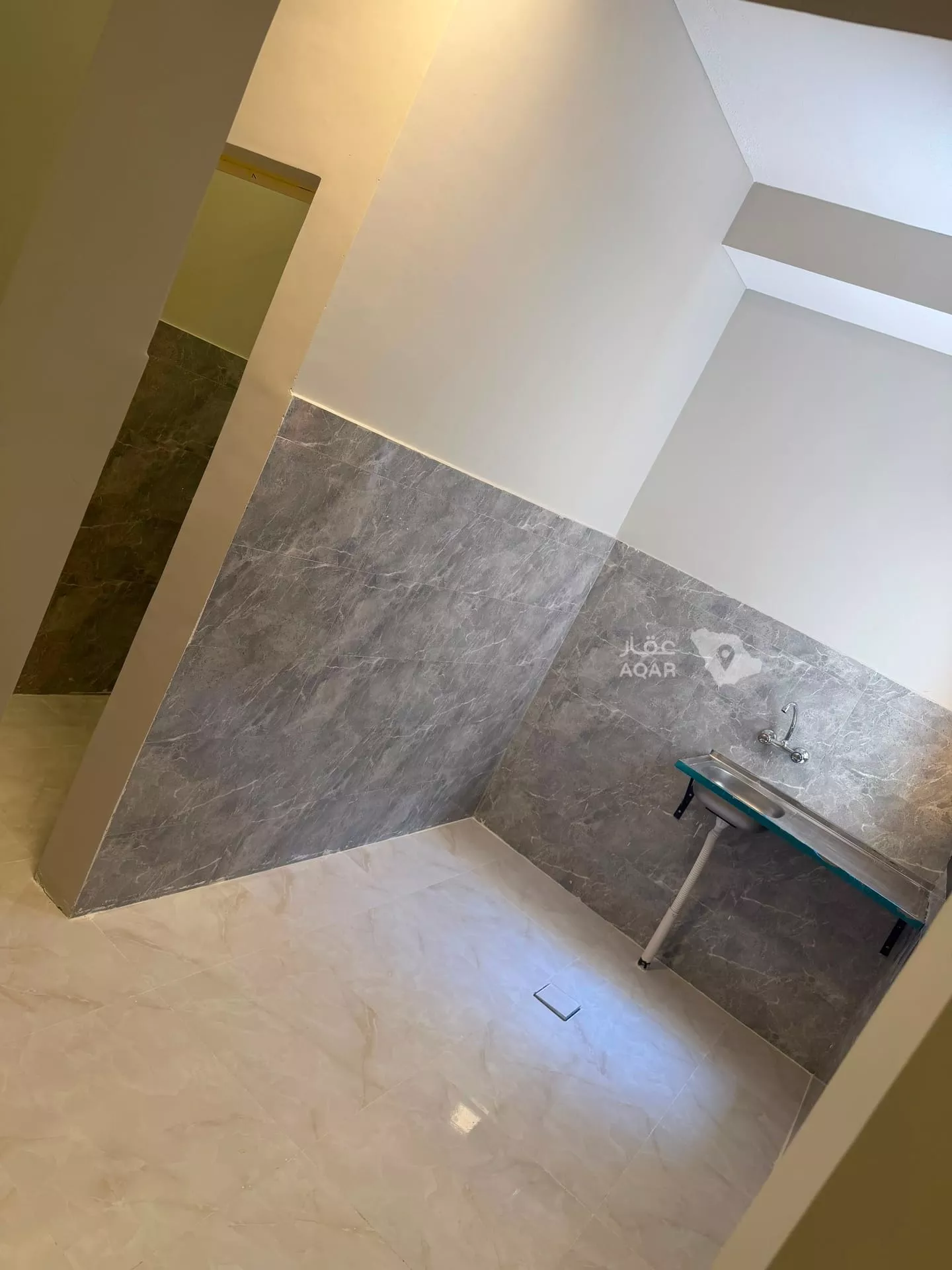 2 bedroom apartment in King Fahd, Riyadh 4