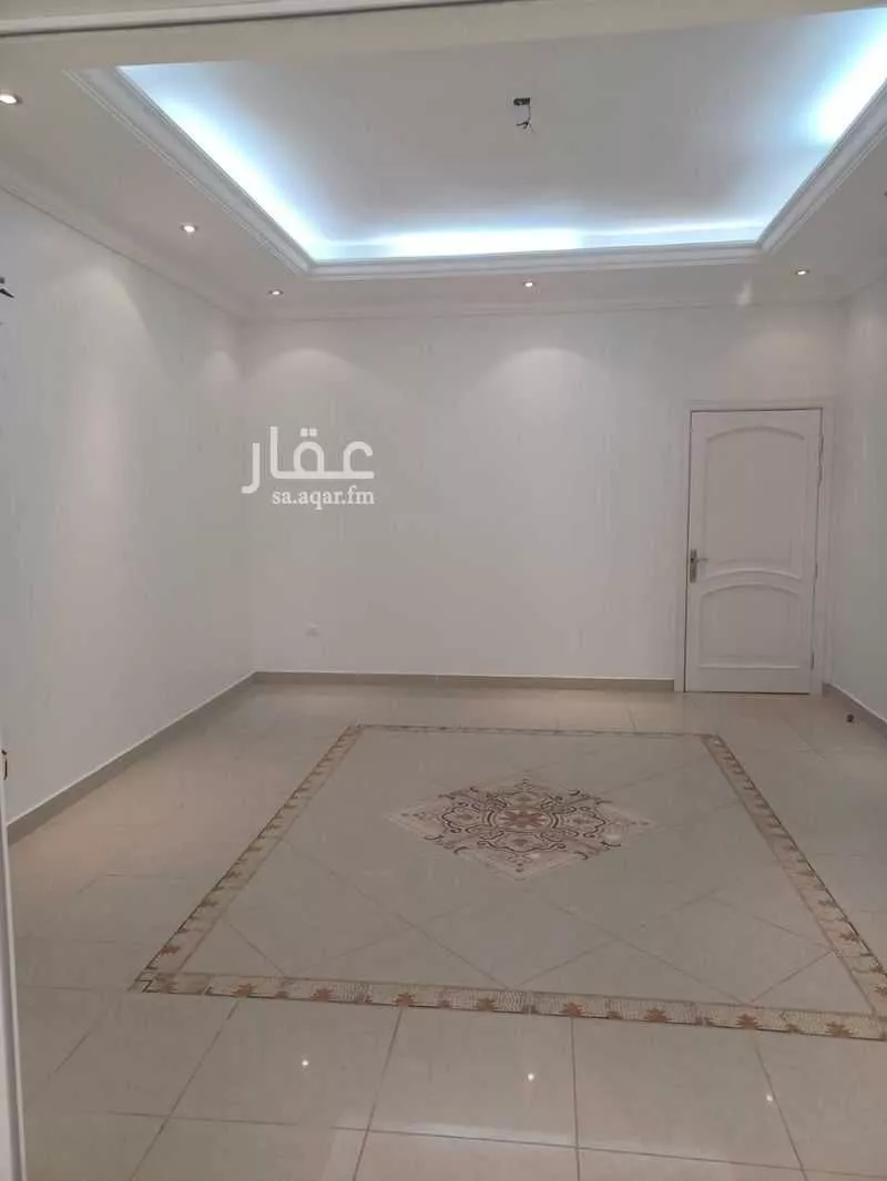 4 bedroom villa in Al Basateen, Jeddah 6