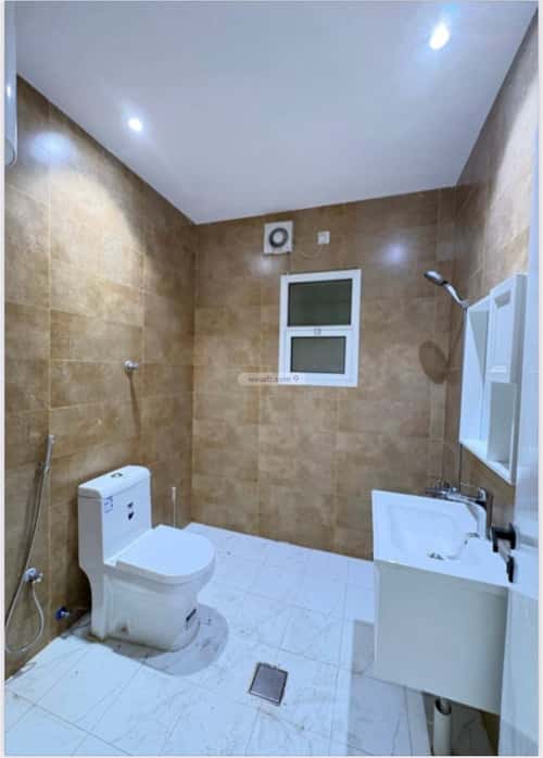 2 bedroom apartment in Al Hamra 2