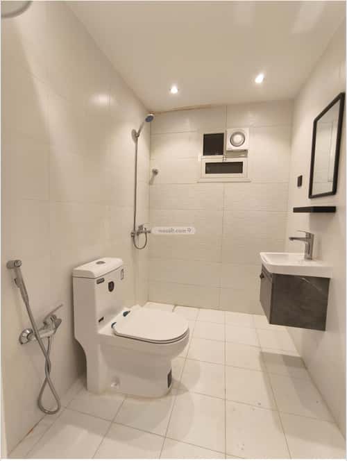 1 bedroom apartment in Ad Dhubbat 8