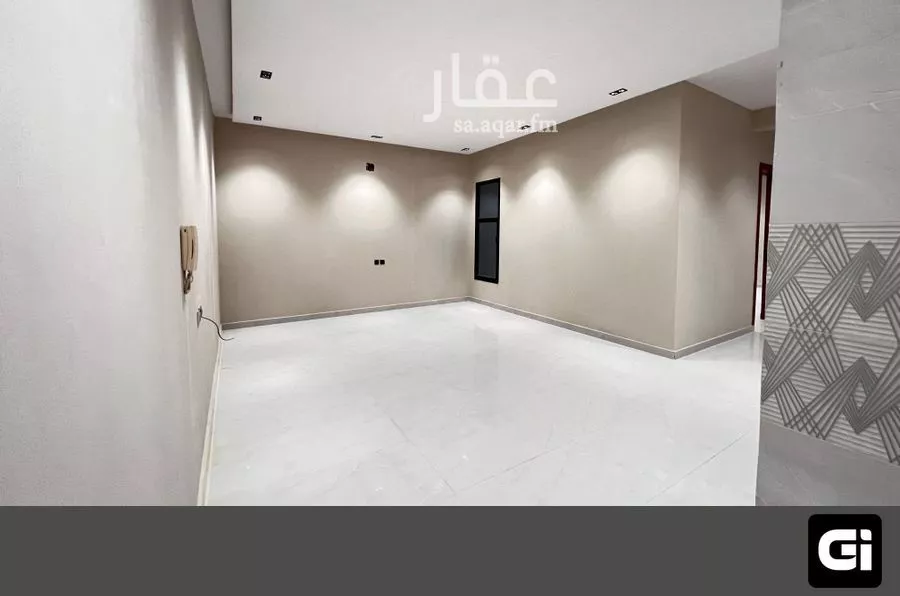3 bedroom floor in Al Janadriyah 20