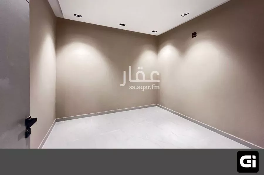3 bedroom floor in Al Janadriyah 7