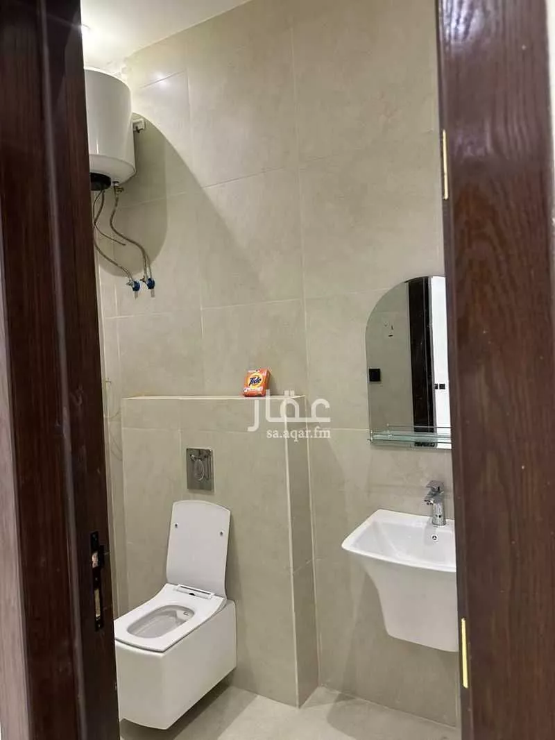 4 bedroom floor in Dhahrat Namar 11