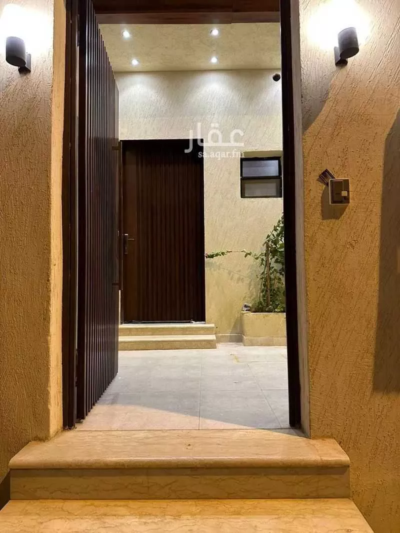 4 bedroom floor in Dhahrat Namar 3