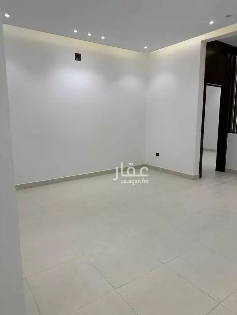 4 bedroom floor in Dhahrat Namar 8