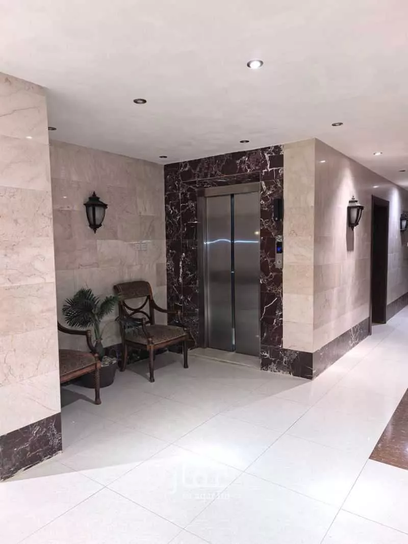 عمارة 712 م² في العريض 4