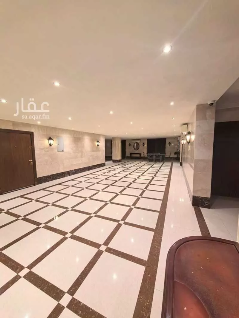 عمارة 712 م² في العريض 8