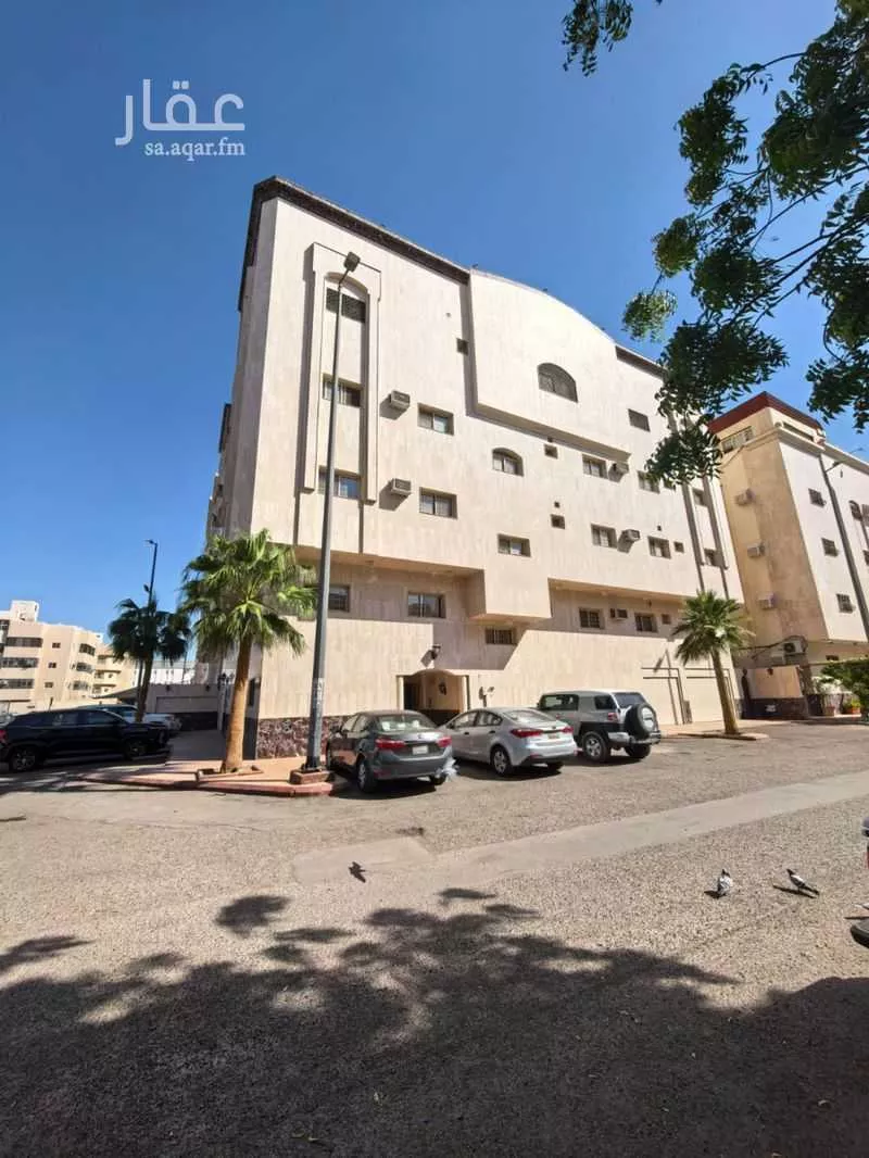 عمارة 712 م² في العريض 10