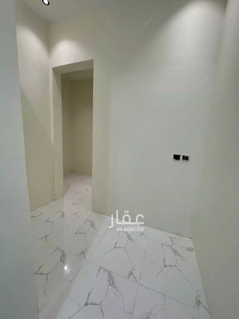 7 bedroom floor in Dirab 12