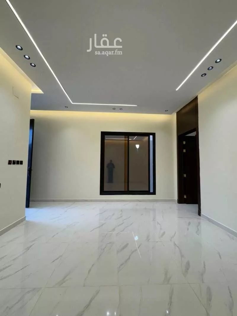7 bedroom floor in Dirab 3