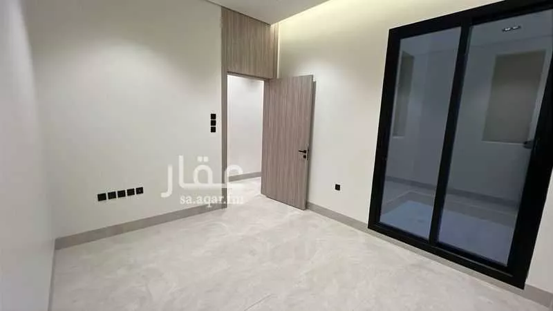 دور 4 غرف في العارض 12