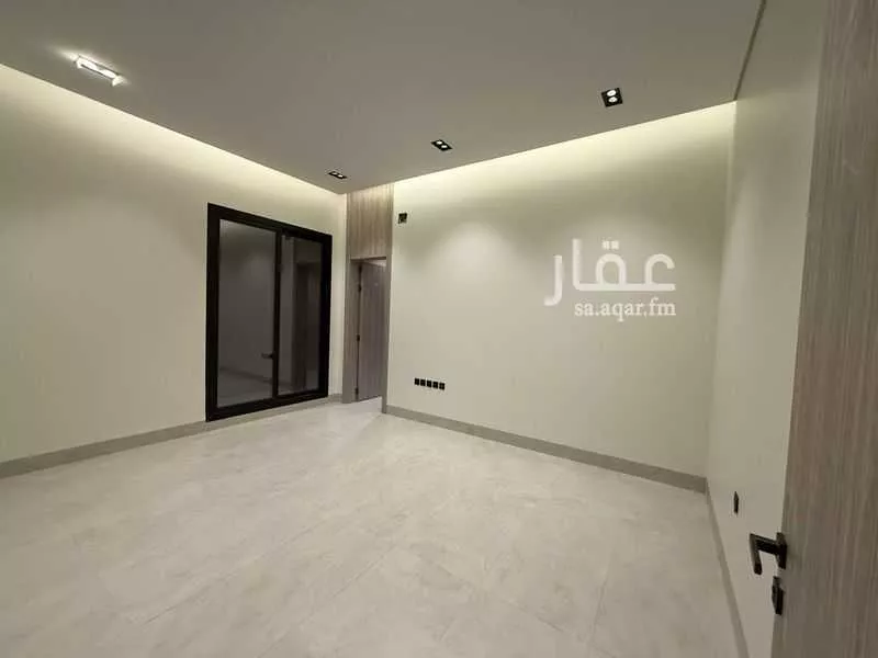دور 4 غرف في العارض 16