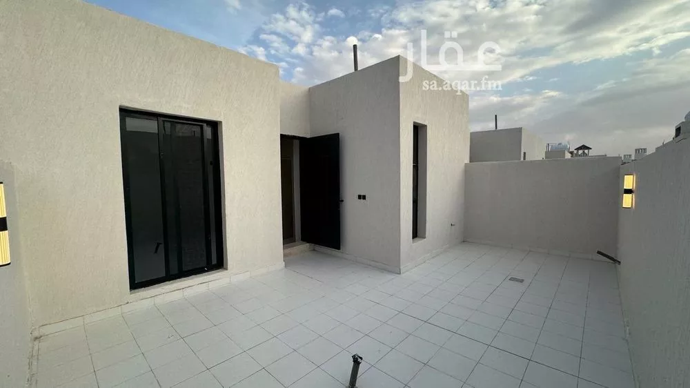 دور 5 غرف في طويق 21