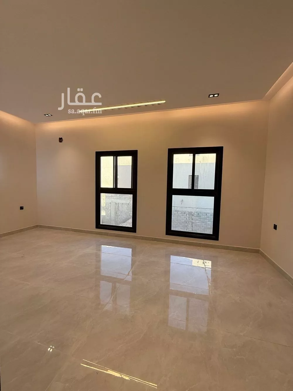 3 bedroom floor in Al Janadriyah 5