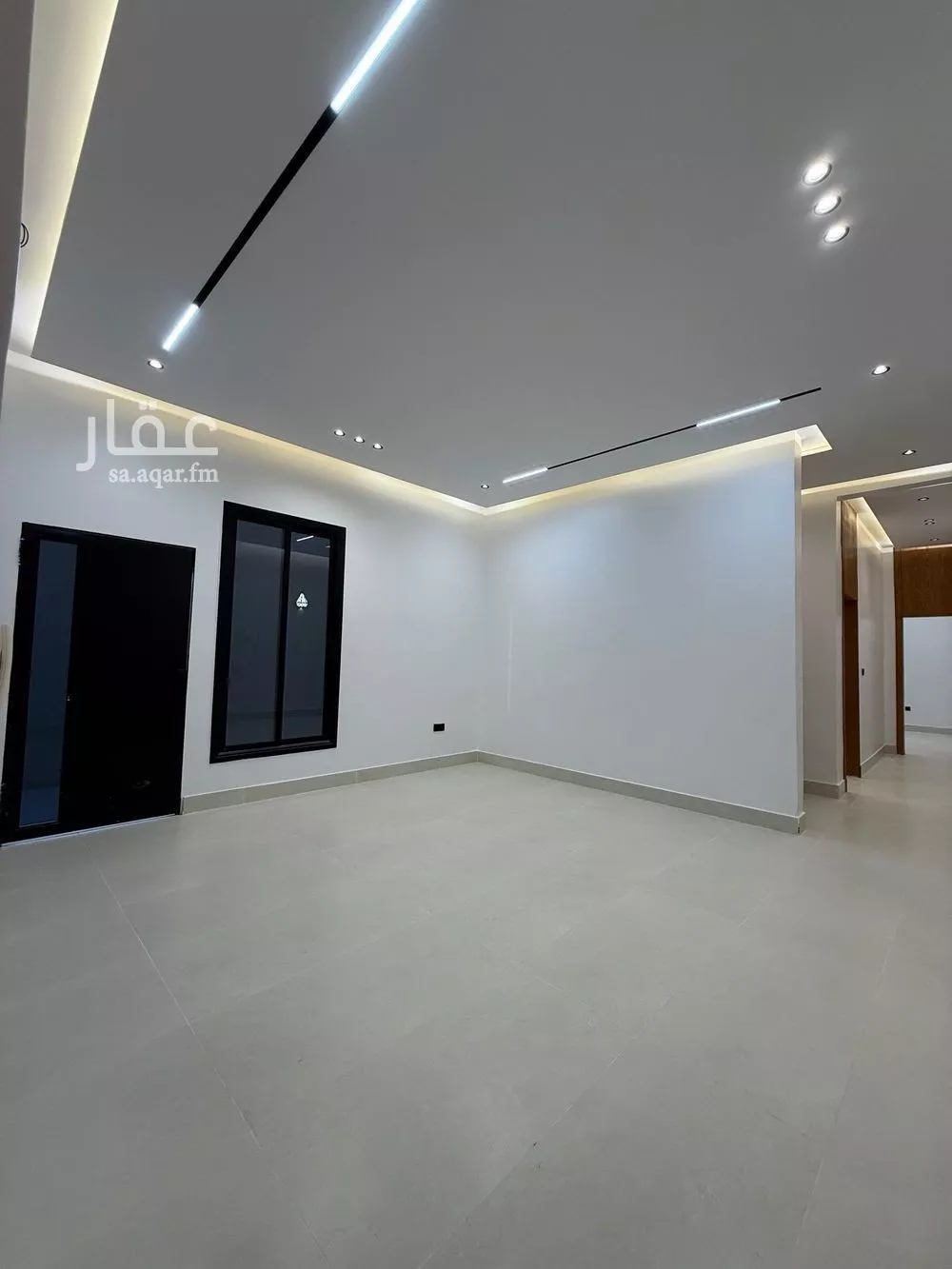 5 bedroom floor in Al Janadriyah 6