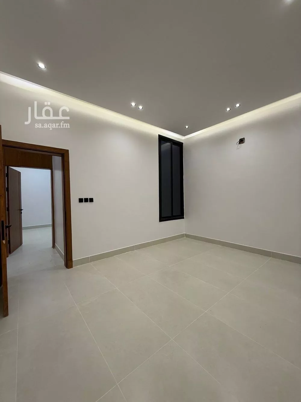 5 bedroom floor in Al Janadriyah 9