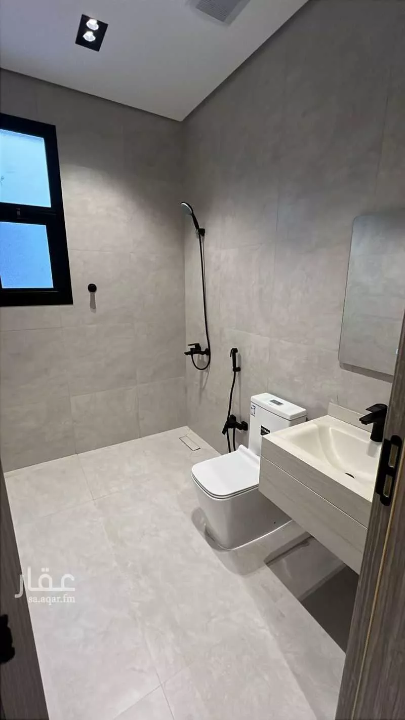 4 bedroom floor in Al Aridh 19