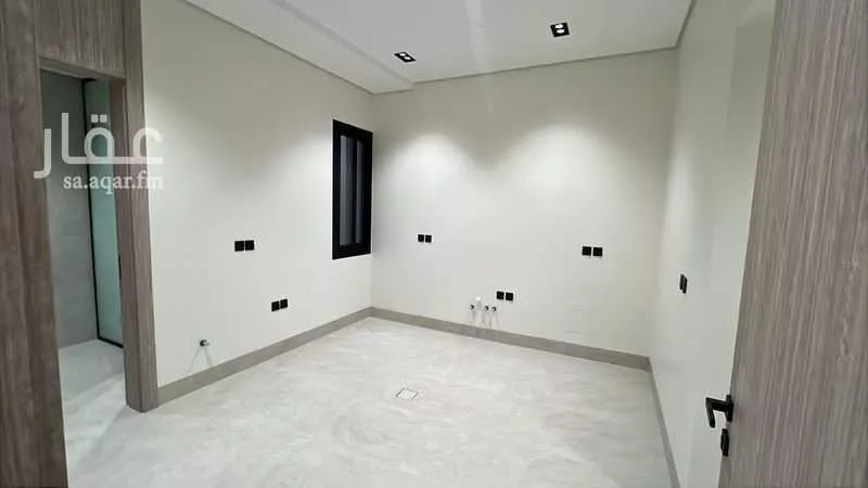 4 bedroom floor in Al Aridh 8