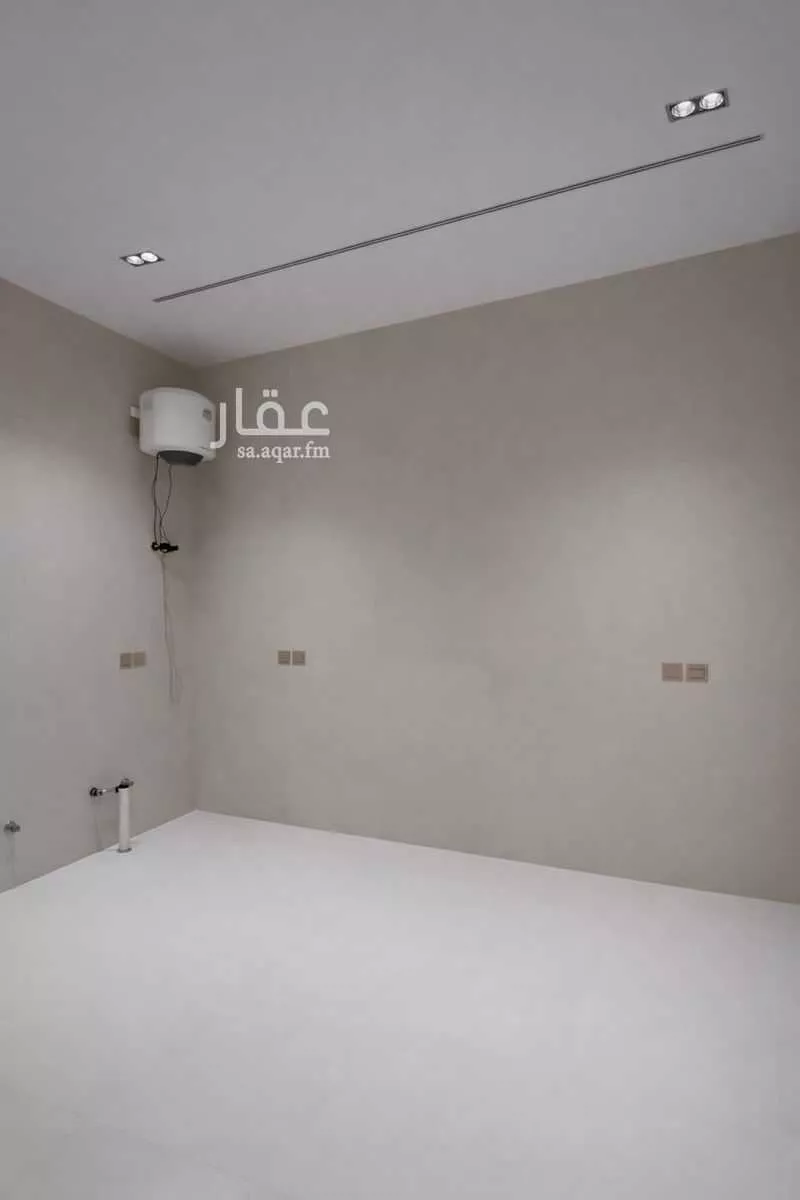 دور 3 غرف في السعادة 6