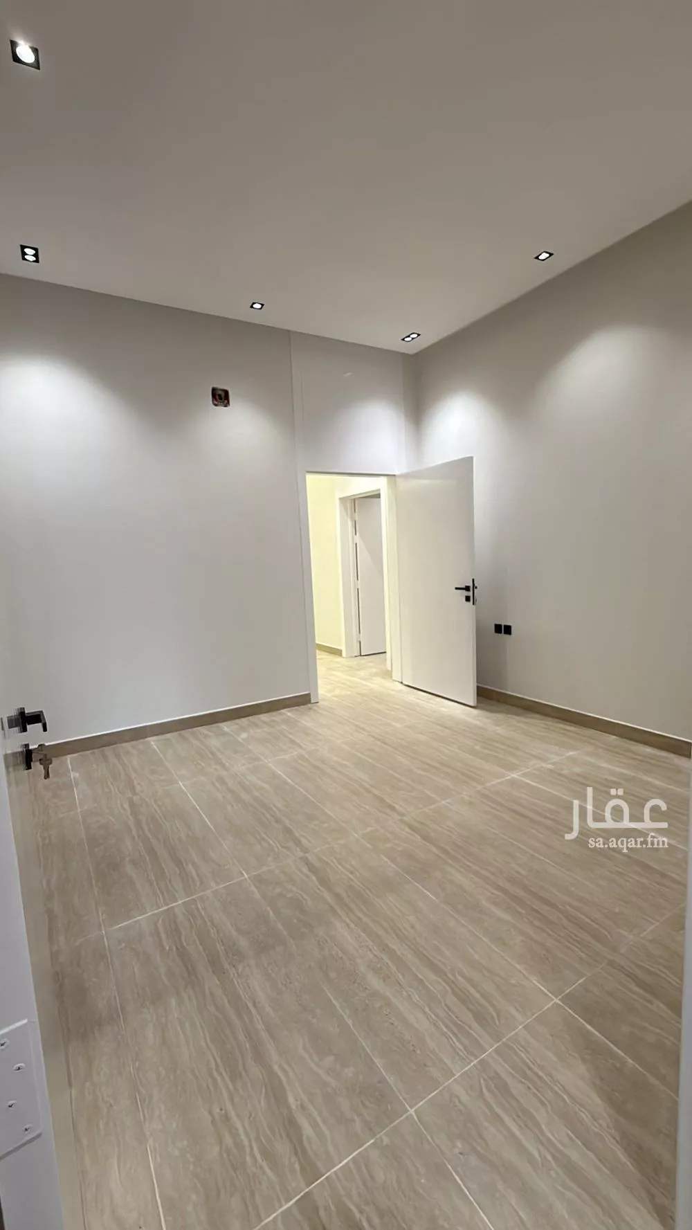 7 bedroom floor in Dhahrat Namar 3