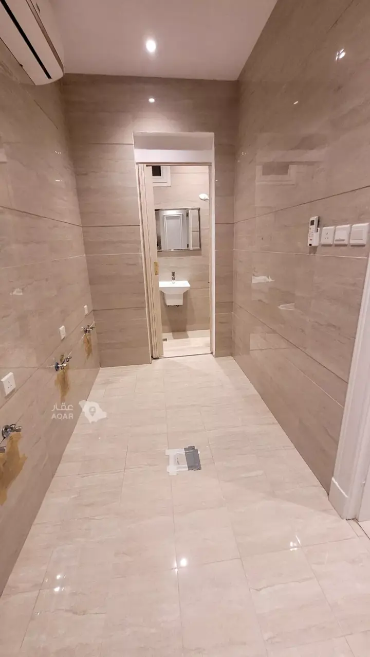4 bedroom apartment in At Taawon, Riyadh 8