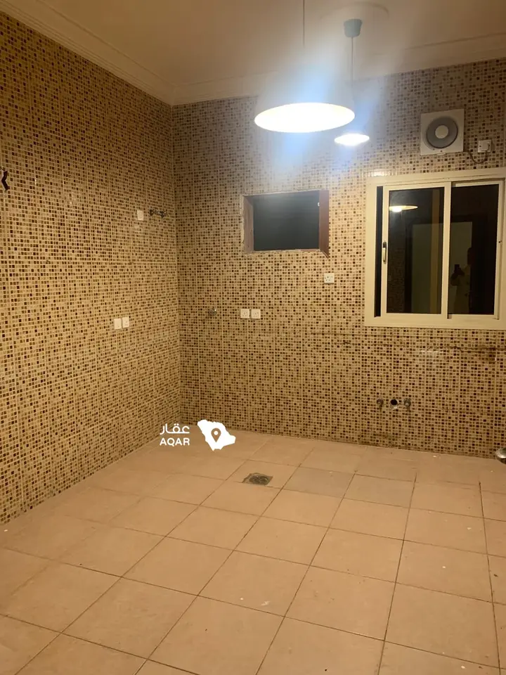 3 bedroom apartment in Abhur North, Jeddah 8