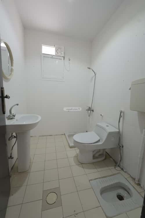 1 bedroom apartment in Dhahrat Laban 1