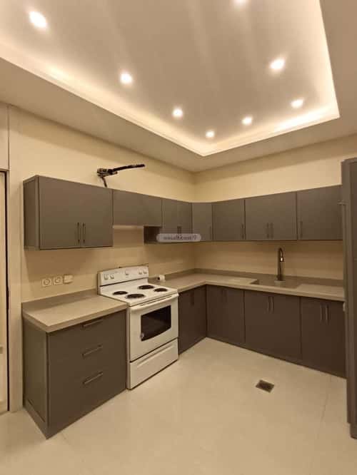 3 bedroom apartment in Al Nuzhah, Jeddah 2