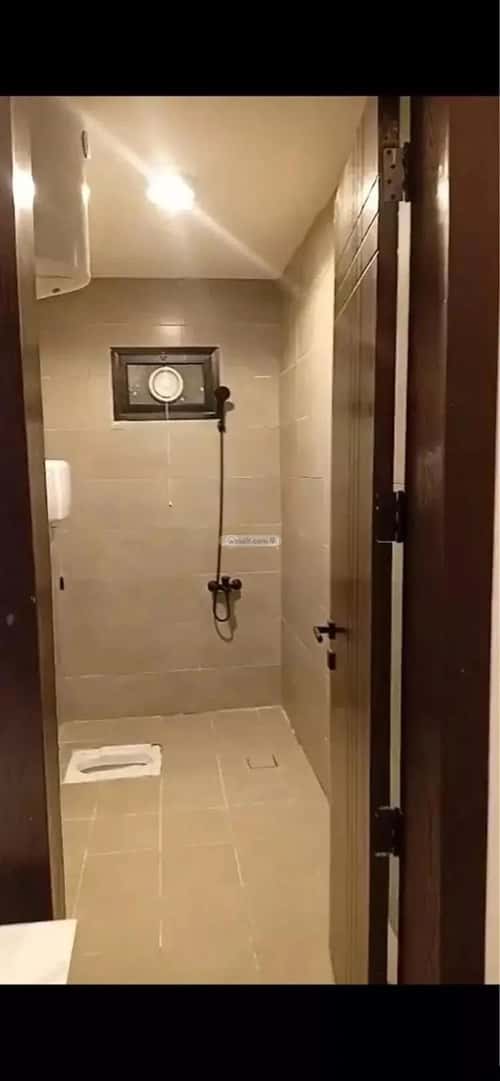 3 bedroom apartment in Al Yarmouk 4