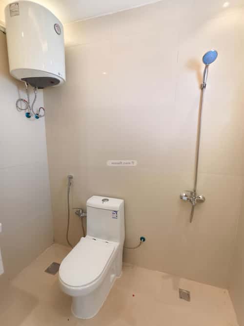1 bedroom apartment in Al Falah 4