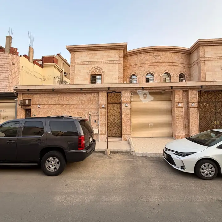 4 bedroom villa in Al Basateen, Jeddah