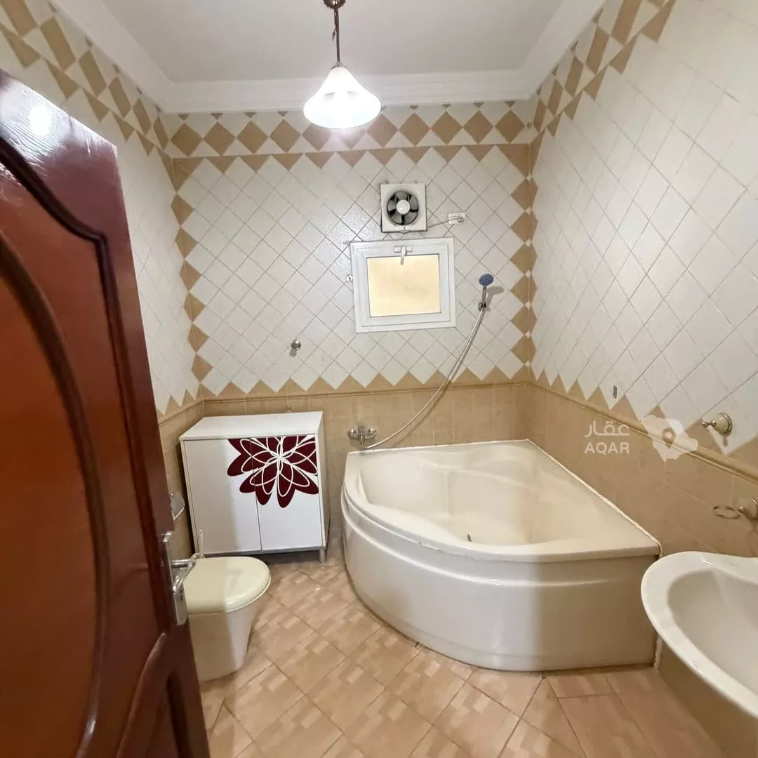 4 bedroom villa in Al Basateen, Jeddah 21