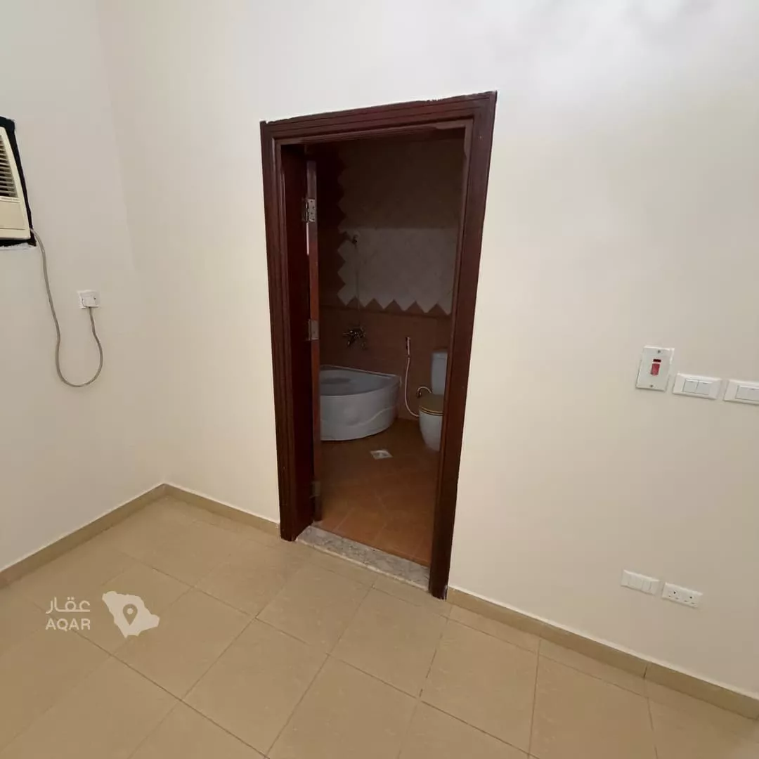 4 bedroom villa in Al Basateen, Jeddah 17