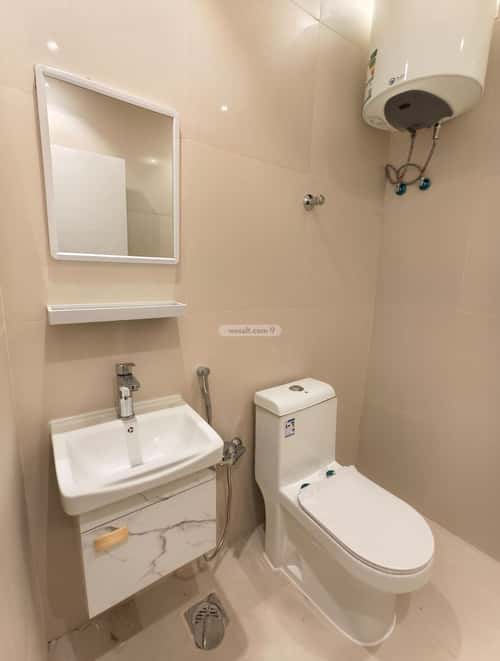 1 bedroom apartment in Al Falah 5