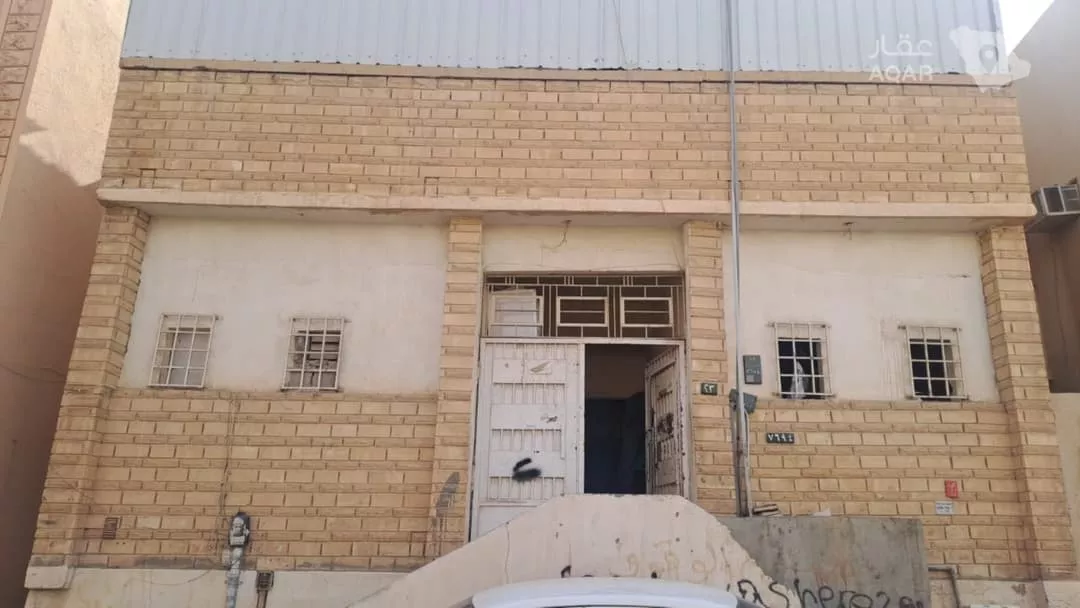 21 bedroom building in Umm Al Hamam Al Gharbi, Riyadh