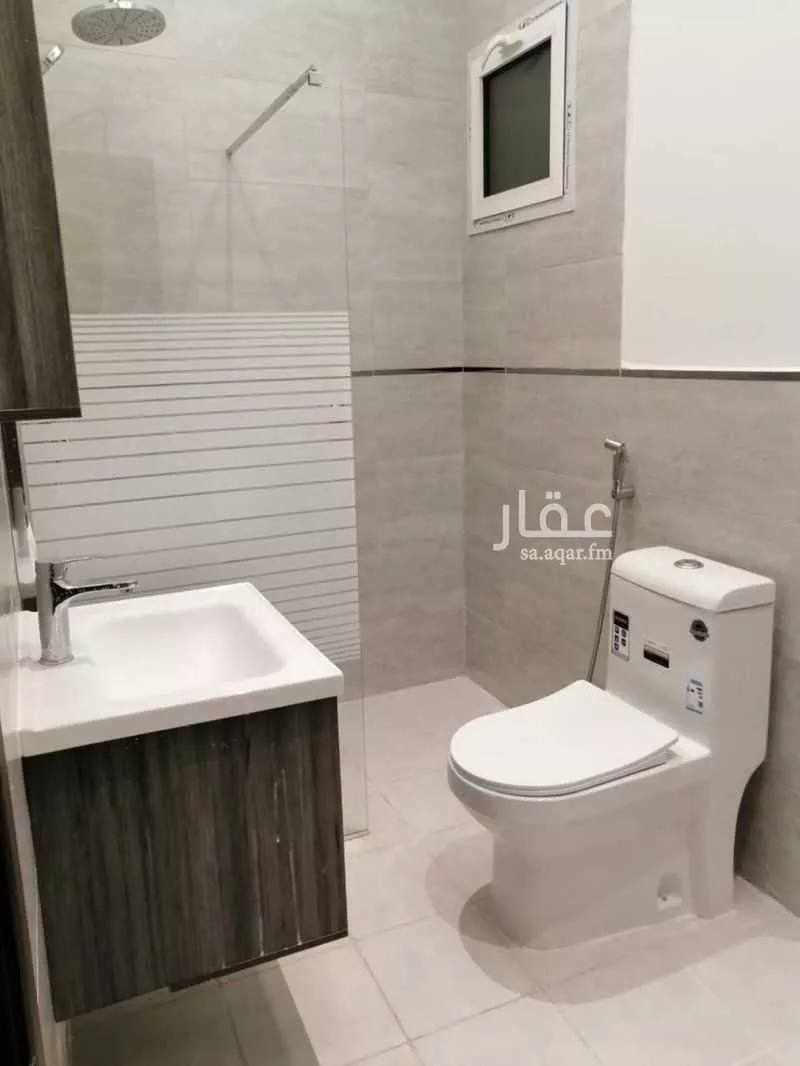 3 bedroom apartment in Al Yaqout 2