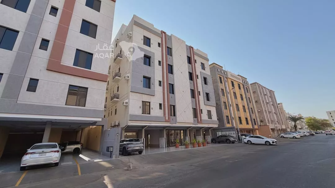 2 bedroom building in Al Bawadi, Jeddah 8