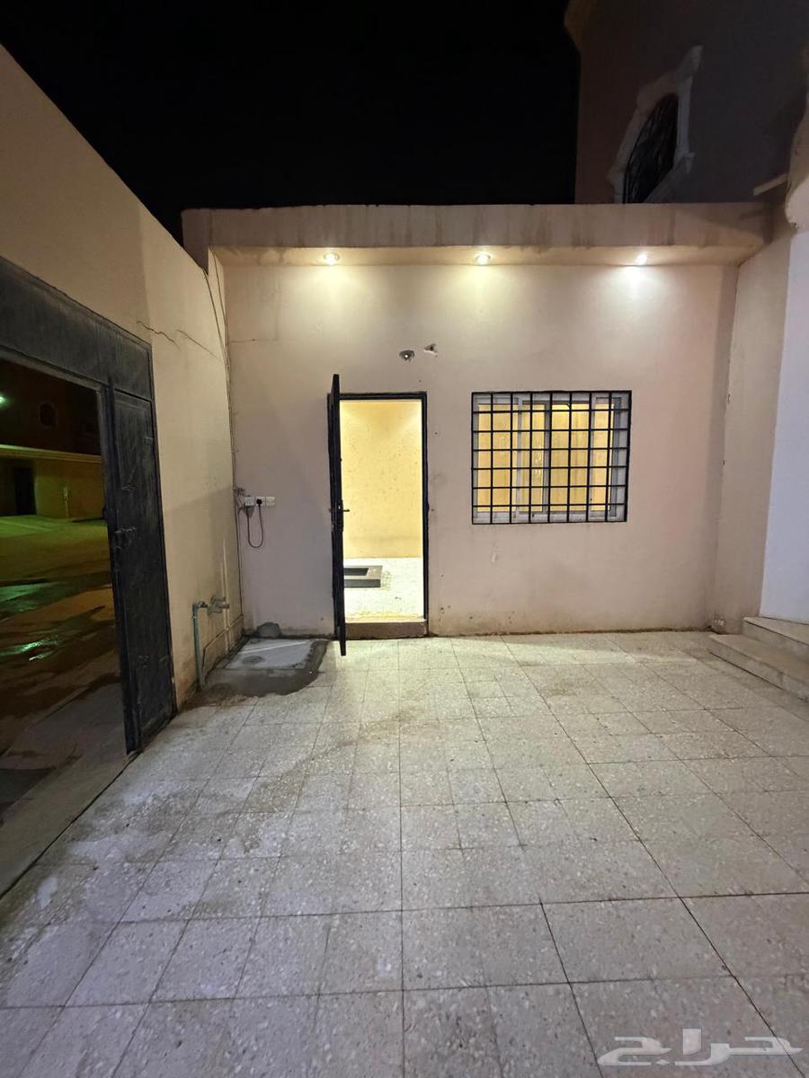 3 bedroom villa in Al Yarmouk, Riyadh 6