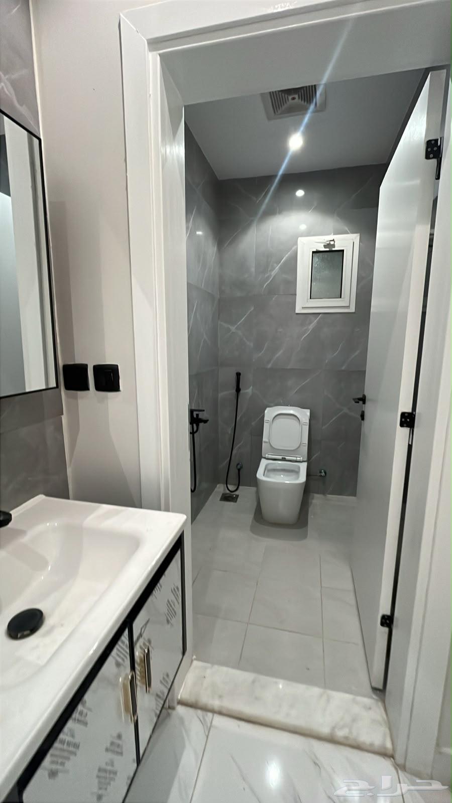 5 bedroom apartment in Al Wahah, Jeddah 19