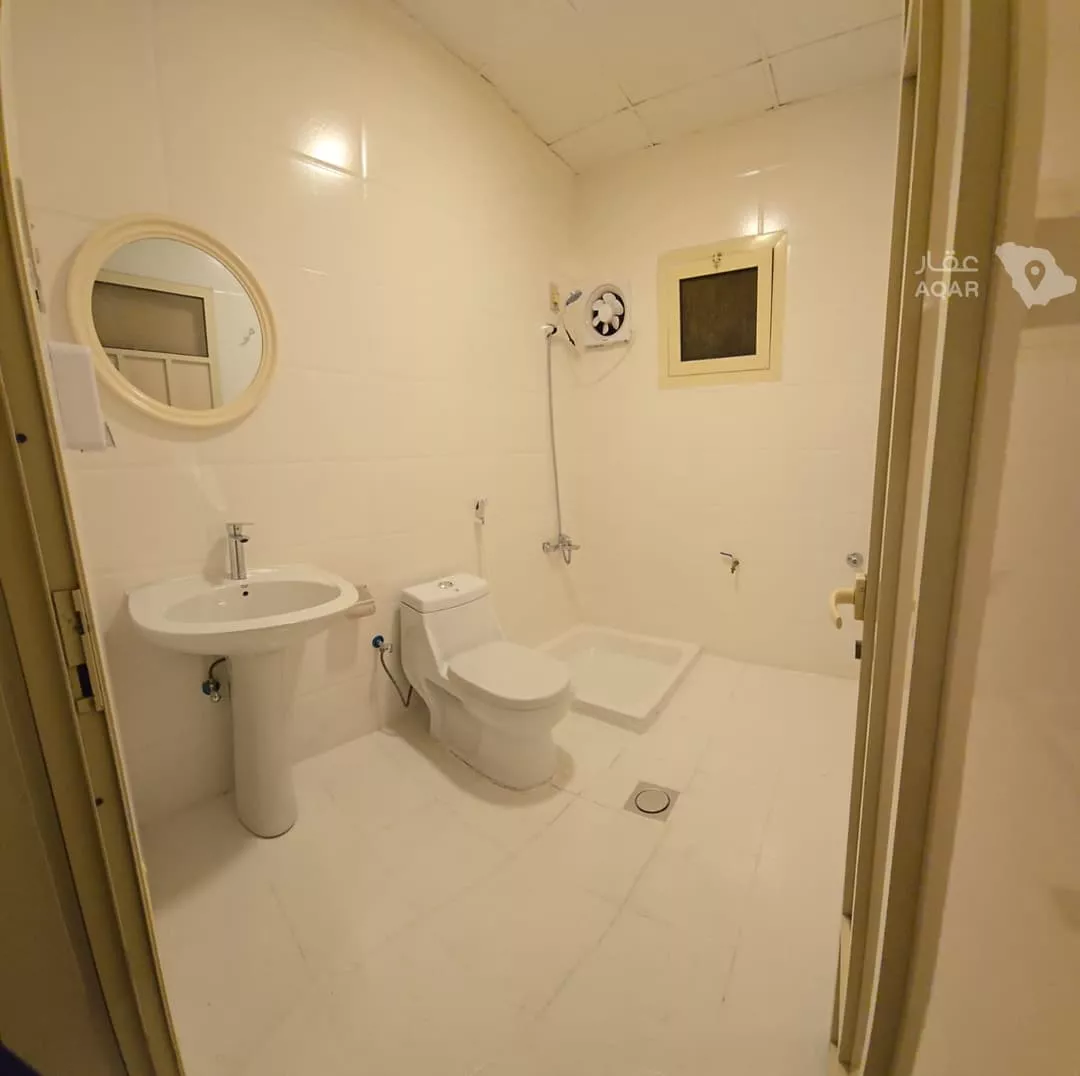 2 bedroom apartment in North Al Khobar, Eastern Province 5
