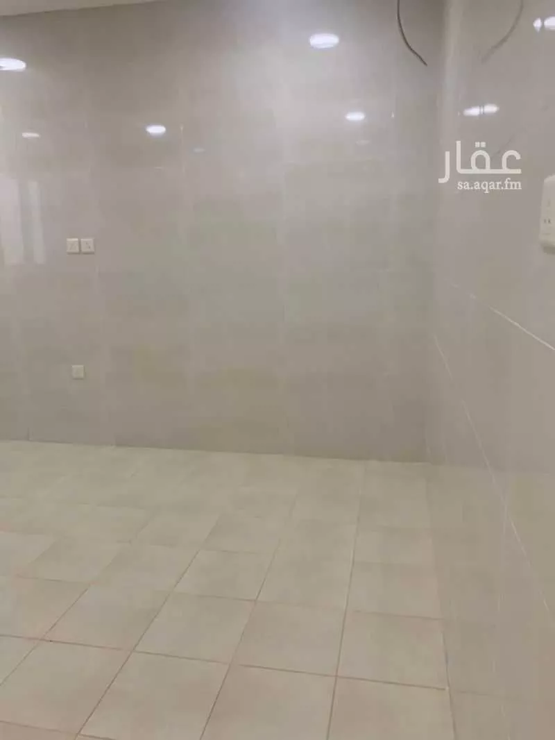 6 bedroom apartment in Ash Shulah 12
