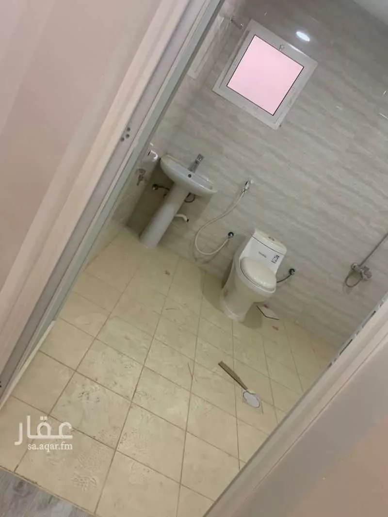 6 bedroom apartment in Ash Shulah 5