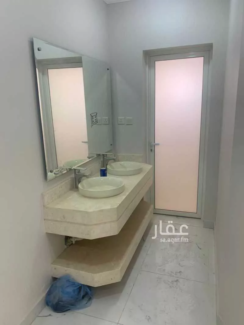 6 bedroom apartment in Ash Shulah 9